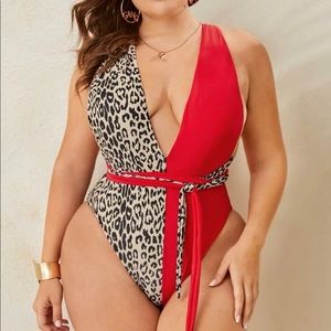 Sz 1X Print Swim Suit